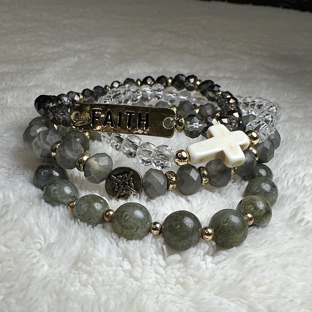 Beaded Bracelet Set of 4 Faith Cross Slate & Gold Tone Stretchy NWOT Marie Jane